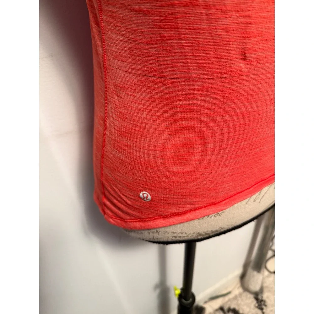 Lululemon‎ Athletica Coral Heathered Racerback Tank Top Women's Activewear